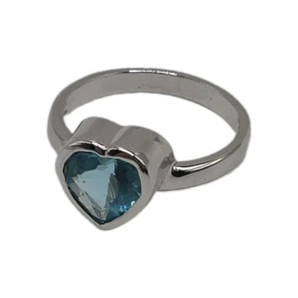 925 Sterling Silver Heart Light Blue Stone Ring Bezel Solitaire Thailand Size 5